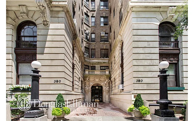 Sold by Douglas Elliman | media 6