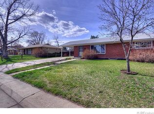 27 S Chase Dr, Lakewood, CO 80226