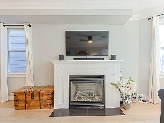 3rd image of 66 Gates St #2
