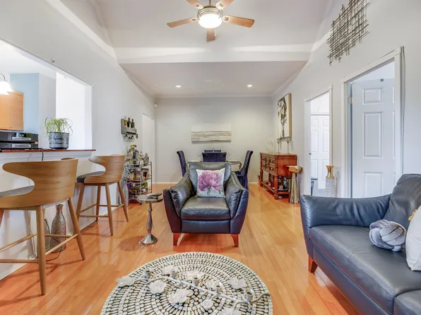 206 Jewett Ave APT 42, Jersey City, NJ 07304