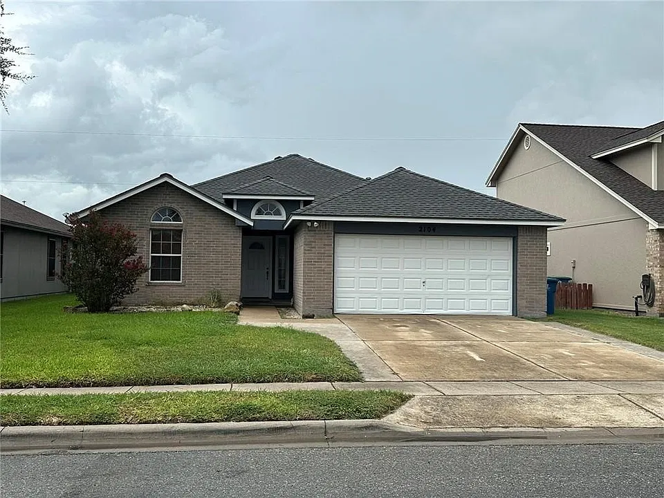 2104 Westwood Dr