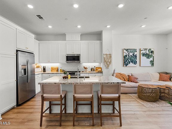 5th image of 27466 Mercantile Ct #303
