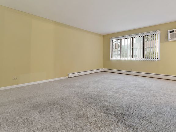 5th image of 3100 Bayside Dr