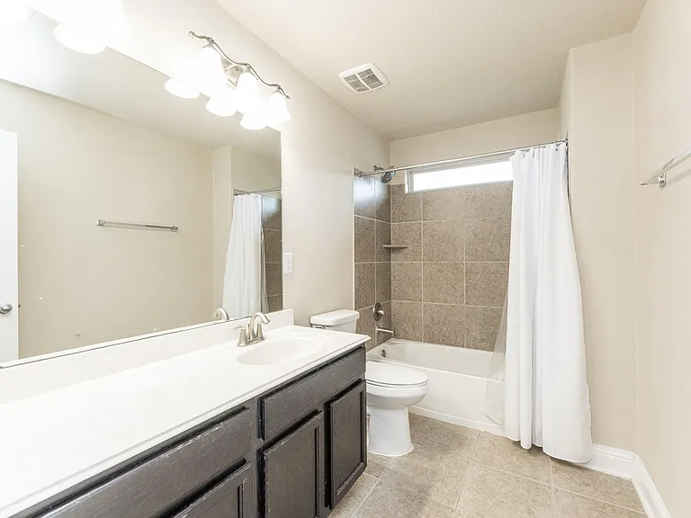 6123 Northcrest Village Way — Photo 35