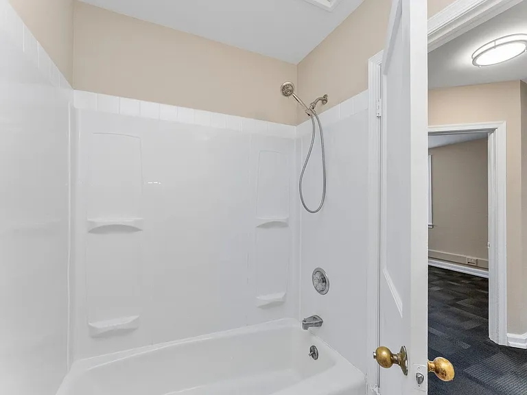 5346 Chew Ave - St. Teresa — Photo 21