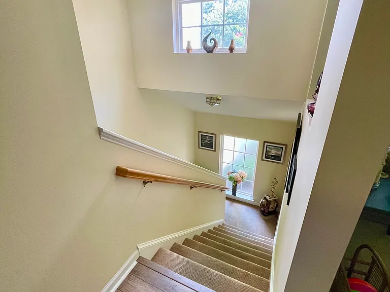 10 Loganberry Ct #G — Photo 7