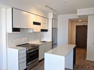 4065 Confederation Pkwy #U2405, Mississauga, ON L5B 0L4
