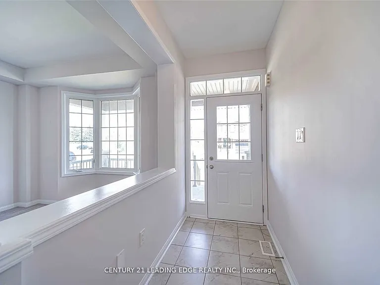 75 Henry Smith Ave — Photo 5