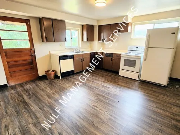 1815 Leolyn St, Pittsburgh, PA 15210