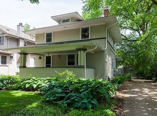 542 Belleforte Ave, Oak Park, IL 60302