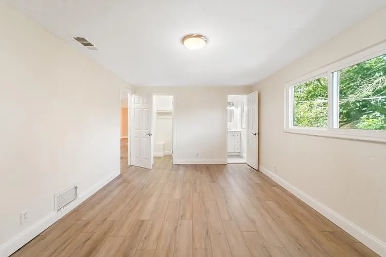 4710 S Peninsula Dr — Photo 11