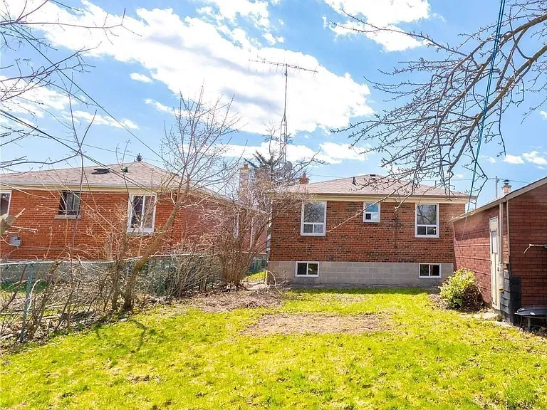 6 Strode Dr #BASEMENT — Photo 8