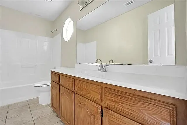 827 Cornell Ln — Photo 11