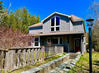 15 Miles Rd, Seal Cove, ME 04674