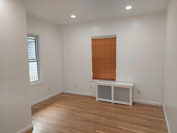 5th image of 334 Delawanna Ave Floor 1