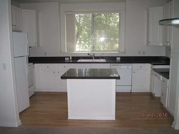 5th image of 4455 E PARADISE VILLAGE Parkway #1095