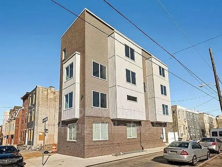 623 N 36th St #1 — Photo 2