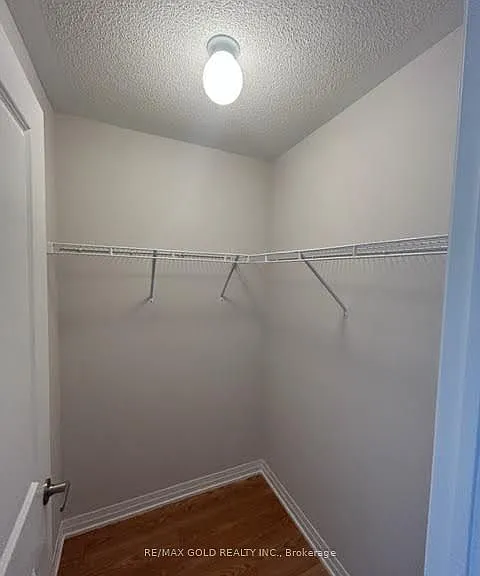 585 Colborne St #1010 — Photo 10