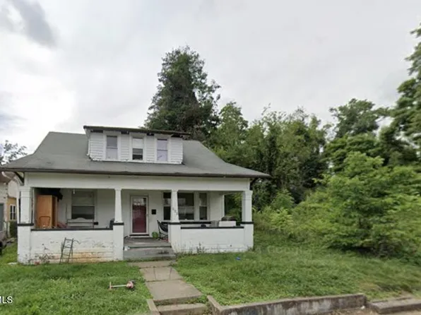 612 Moore St, Bristol, VA 24201