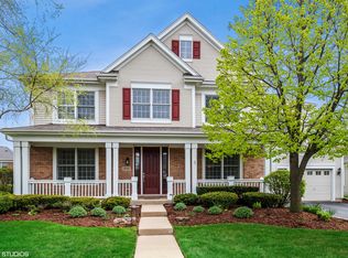 1713 Primrose Ln, Glenview, IL 60026