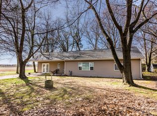 1880 Zoschke Rd, Benton Harbor, MI 49022