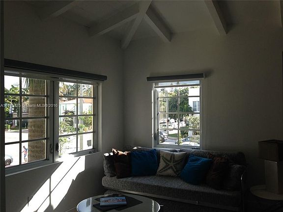 3rd image of 1450 Meridian Ave #205