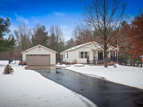 545 Feather Trl, Nekoosa, WI 54457