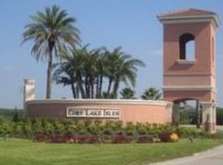 18003 Java Isle Dr, Tampa, FL 33647