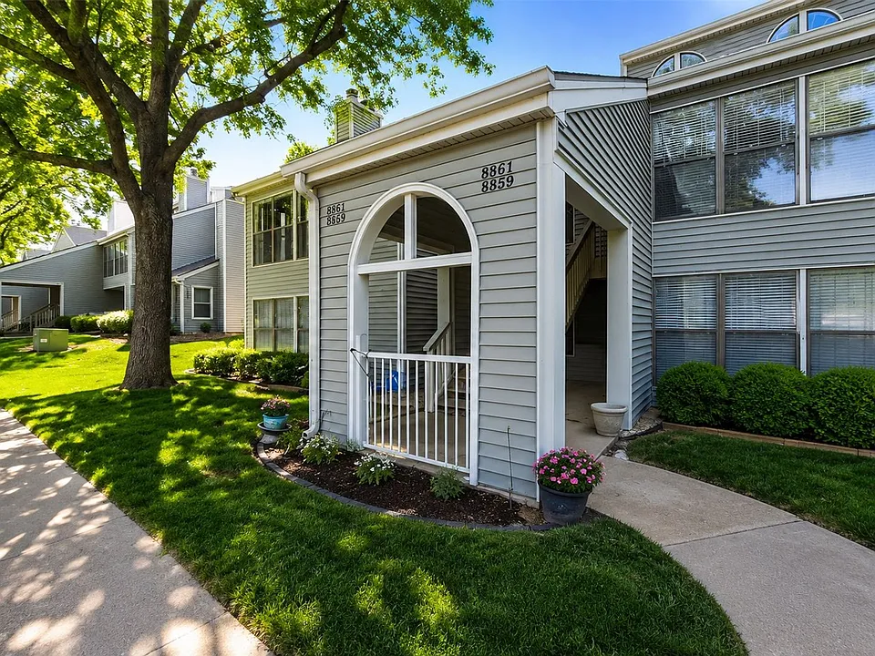 8861 W 106th Ter