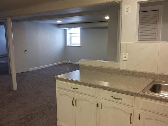 5th image of 4735 N Washtenaw Ave APT 1G