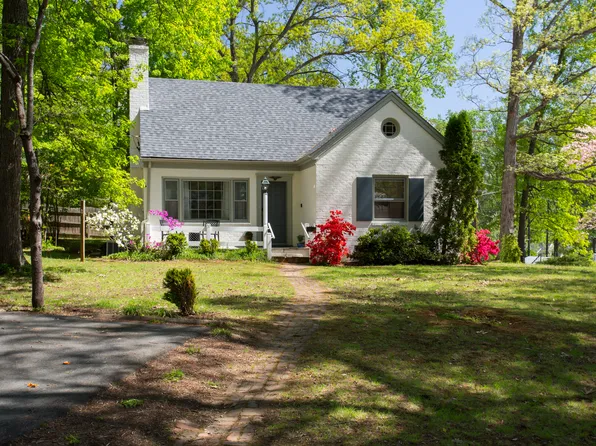 215 Cleveland Ave, Charlottesville, VA 22903