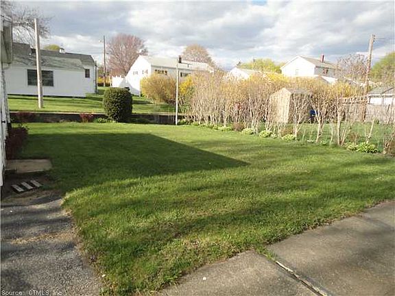 3rd image of 31 Hinsdale Ave