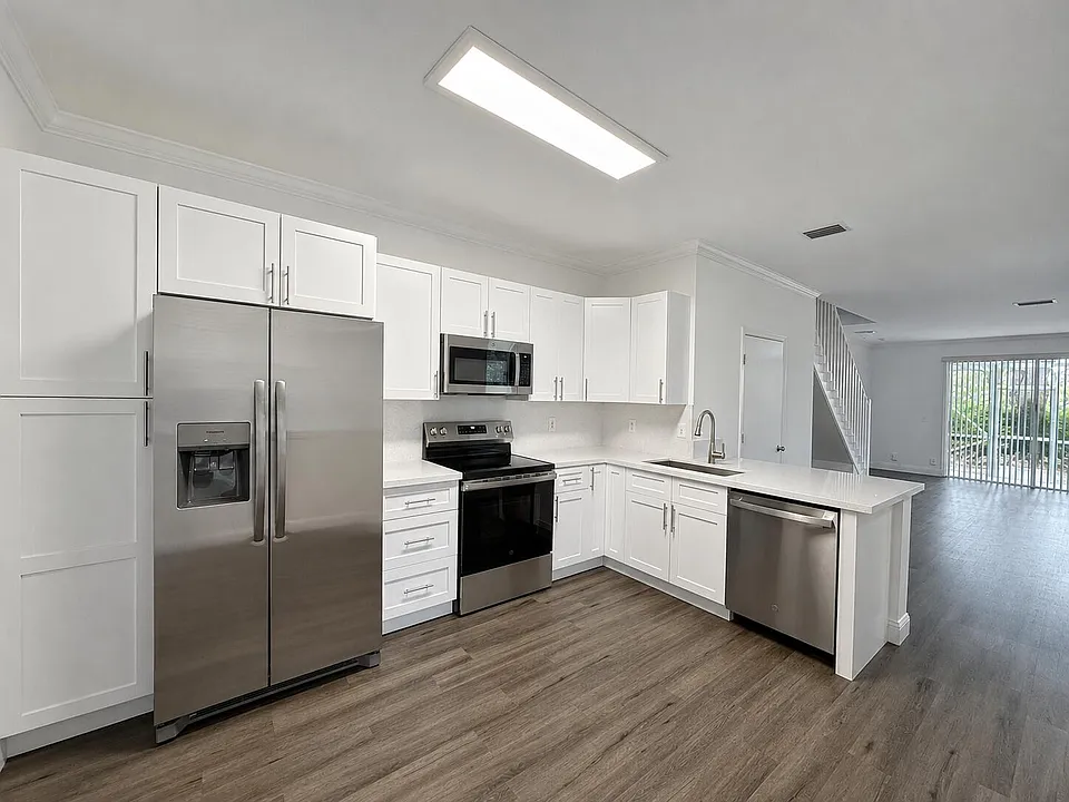 3660 San Simeon Cir