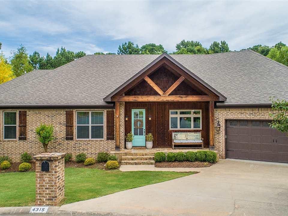 1st image of 4315 Valley View Dr