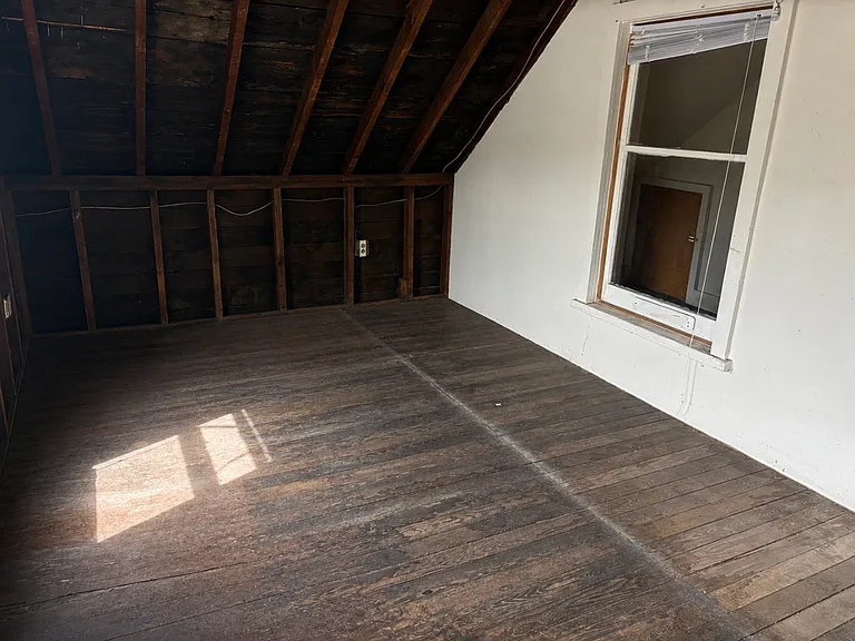 1425 N 24th Pl — Photo 12