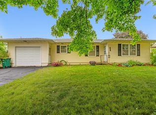409 2nd St, Atkins, IA 52206