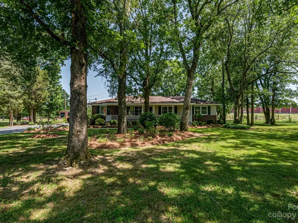 7021 Frank Carter Dr, Indian Trail, NC 28079