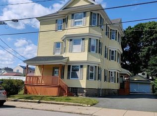 1210 Globe St, Fall River, MA 02721
