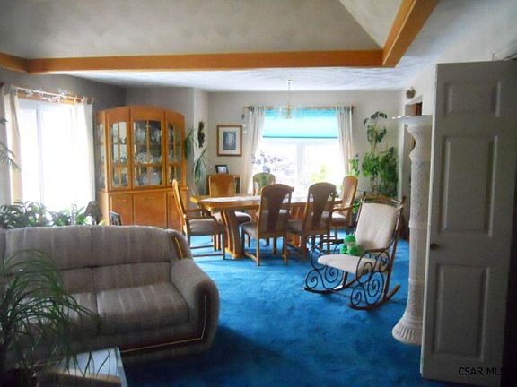 2nd image of 120 Lauretta Ln