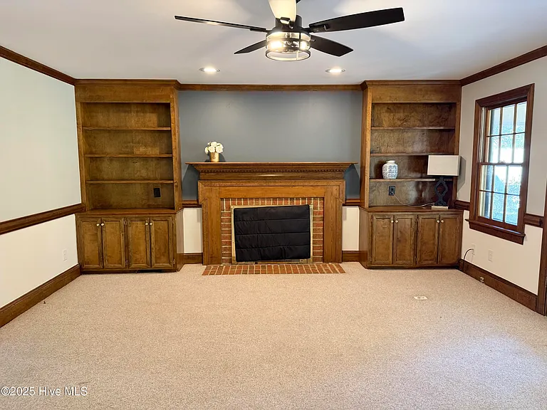 703 Daventry Dr — Photo 27