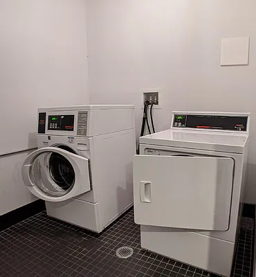 Rented by ABCO Commercial Properties, LLC | media 27