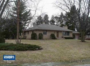 1913 Palisades Dr, Appleton, WI 54915