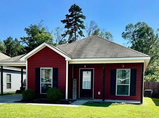 10816 Field Pointe Dr, Denham Springs, LA 70726