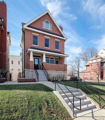 1st image of 4264 W Pine Blvd