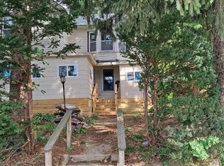 432 W Capitol DRIVE, Milwaukee, WI 53209