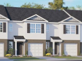 1402 Maltese Ln, Greensboro, NC 27405