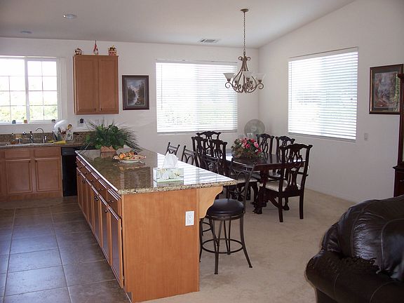4th image of 21694 Amaryllis Ct
