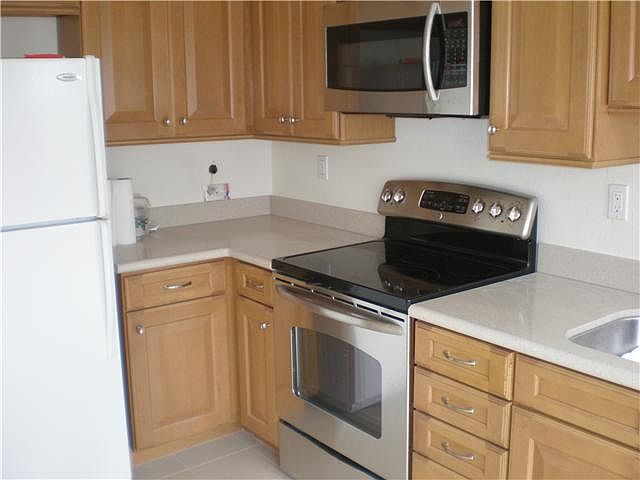 1st image of 3290 Caminito Eastbluff Unit 123