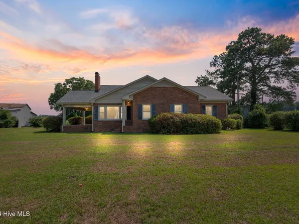 1578 W Nc Hwy 55, Mount Olive, NC 28365