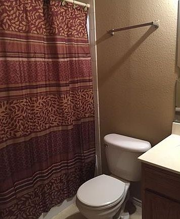 5th image of 116 S Mockingbird Cir